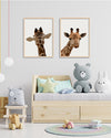 תמונות לבית-תמונות לחדר שינה-תמונות לקיר- זוג תמונות עם ג'ירפה לחדר ילדים-MIKOO